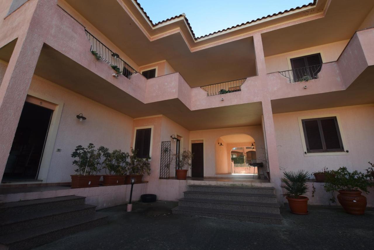 Aparthotel Residenza Sul Mare Valledoria  Zewnętrze zdjęcie